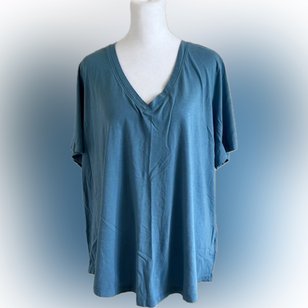 Women’s V Neck Short Sleeve Tee